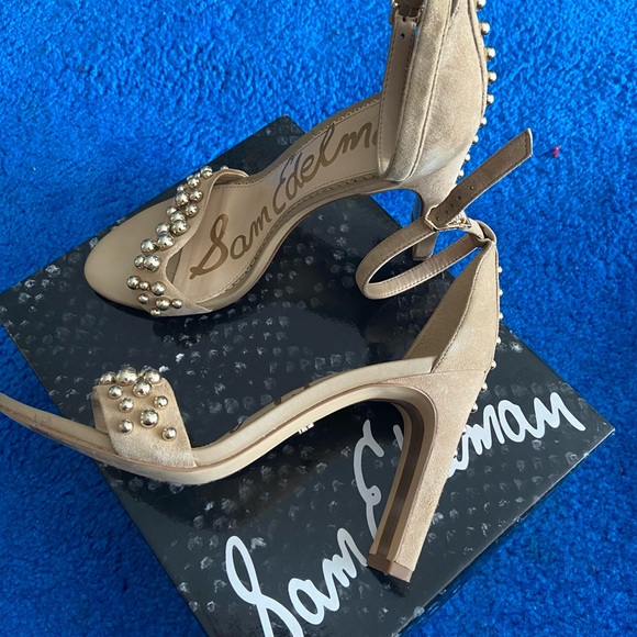 Women’s Sam Edelman Heels - Picture 2 of 3